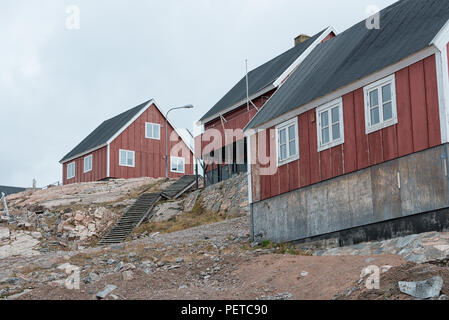 Typical colourful wooden houses in autumn, Ittoqqortoormiit, Sermersooq Municipality, Eastern Greenland, Kingdom of Denmark Stock Photo