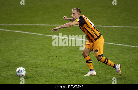 Hull City's Kamil Grosicki takes his penalty during the shoot-out Stock Photo