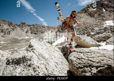 Hiker with skis, La Plata Mountains, Colorado, USA Stock Photo