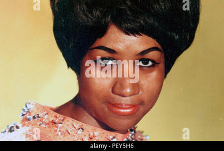 ARETHA FRANKLIN (1942-2018) Promotional photo of American singer and pianist Stock Photo