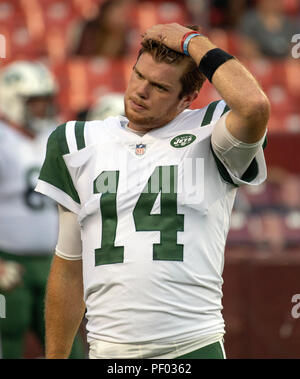 New York Jets quarterback Sam Darnold (14) prior to the game against the Washington Redskins at FedEx Field in Landover, Maryland on Thursday, August 16, 2018. Credit: Ron Sachs/CNP (RESTRICTION: NO New York or New Jersey Newspapers or newspapers within a 75 mile radius of New York City) | usage worldwide Credit: dpa picture alliance/Alamy Live News Stock Photo