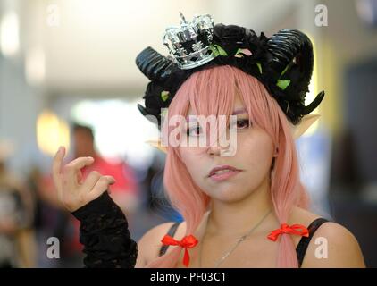 Los Angeles, USA. 17th Aug, 2018. A cosplayer poses for photos at the Anime California 2018 in Los Angeles, the United States, on Aug. 17, 2018. Credit: Zhao Hanrong/Xinhua/Alamy Live News Stock Photo