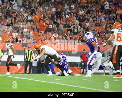 Ohio, USA. August 17, 2018: Cleveland Browns defensive end Chris