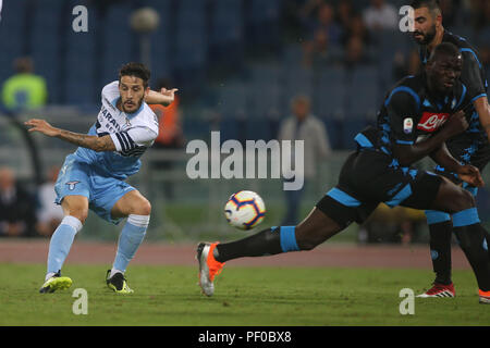 Rome, Italy. 18th Aug, 2018. 18.08.2018. Stadio Olimpico, Rome, Italy. SERIE A: LUIS ALBERTO, KALIDOU KOULIBALY in action during the ITALIAN SERIE A match between S.S. LAZIO VS NAPOLI at Stadio Olimpico in Rome. Credit: Independent Photo Agency/Alamy Live News Stock Photo