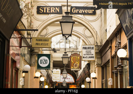 Paris Passage des Panoramas - Passage des Panoramas is the oldest covered passage in Paris dating from the 19th century, France, Europe. Stock Photo