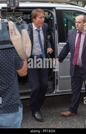 Sir Cliff Richard, former singer, attends the High Court of Justice for a ruling over damages from the BBC following coverage of a police raid on his home.  Featuring: Sir Cliff Richard Where: London, England, United Kingdom When: 18 Jul 2018 Credit: Wheatley/WENN