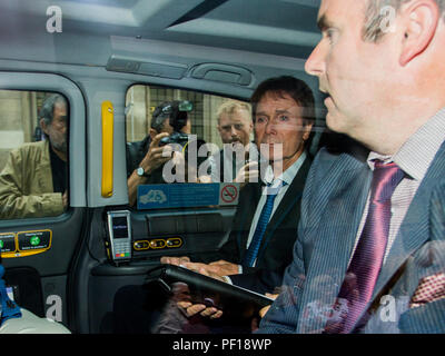 Sir Cliff Richard, former singer, leaves the High Court of Justice winning a ruling for damages from the BBC following coverage of a police raid on his home.  Featuring: Sir Cliff Richard Where: London, England, United Kingdom When: 18 Jul 2018 Credit: Wheatley/WENN