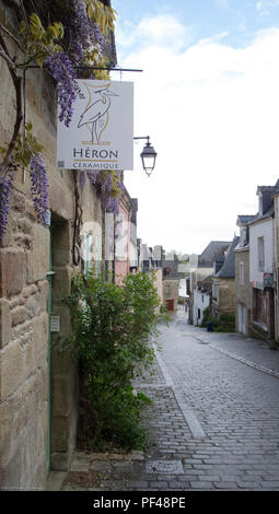 Auray. FRANCE. General Views GV's. of the town Auray and The Port of Saint-Goustan, Brittany,   11:15:31  Sunday  27/04/2014   © Peter SPURRIER Stock Photo