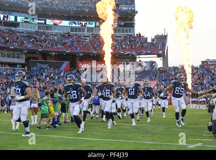 Nashville, USA. 18 August 2018. Tennessee Titans take the field during the first half between the Tampa Bay Buccaneers and the Tennessee Titans and Nissan Stadium . (Mandatory Photo Credit: Steve Roberts/CSM) Credit: Cal Sport Media/Alamy Live News Stock Photo