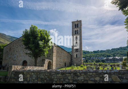 Belfry and church of Sant Climent de Taull, Catalonia, Spain. Catalan Romanesque Churches of the Vall de Boi are declared a UNESCO World Heritage Site Stock Photo