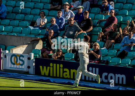 London, UK. 19 August 2018. Steven Croft takes a great catch to end the Surrey innings fielding for Lancashire against Surrey on day one of the Specsavers County Championship game at the Oval. David Rowe/Alamy Live News Stock Photo