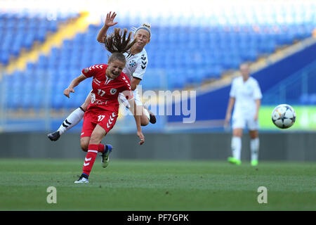 AUGUST 13, 2018 - KHARKIV, UKRAINE: Impressive spectacular hassle of two players. Iryna Kochnyeva and Maria Neacsu. UEFA Women's Champions League. WFC Stock Photo