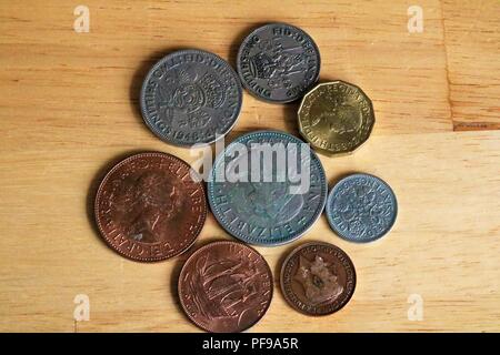 Pre-decimal currency in Britain (before 1971) - Shillings, six pence, half crown, three pence, half penny, farthing Stock Photo