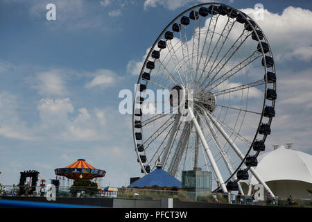 The Centennial Wheel (Ferris wheel) at Navy Pier in Chicago, Illinois, USA. Stock Photo