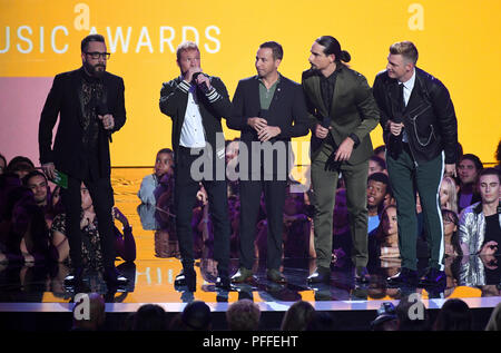 (left to right) AJ McClean, Brian Littrell, Howie Dorough, Kevin Richardson and Nick Carter of the Backstreet Boys on stage at the 2018 MTV Video Music Awards held at Radio City Music Hall in Los Angeles, USA. Picture date: Monday August 20, 2018. See PA Story SHOWBIZ VMAs. Photo credit should read: PA/PA Wire on stage at the 2018 MTV Video Music Awards held at The Forum in Los Angeles, USA. Picture date: Monday August 20, 2018. See PA Story SHOWBIZ VMAs. Photo credit should read: PA/PA Wire Stock Photo