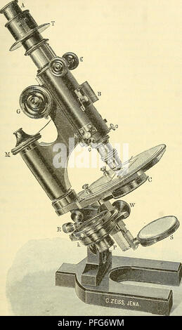 . Das Mikroskop. Ein Leitfaden der wissenschaftlichen Mikroskopie. Microscopy; Microscopes. 161. Fig. 107. Zimmermann. Mikroskop. 11. Please note that these images are extracted from scanned page images that may have been digitally enhanced for readability - coloration and appearance of these illustrations may not perfectly resemble the original work.. Zimmermann, A. (Albrecht), b. 1860. Leipzig, F. Deuticke Stock Photo