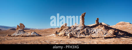 Las Tres Marias, famous rocks in the Moon Valley, Atacama desert, Chile Stock Photo