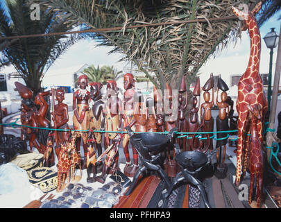 Spain, Canary Islands, Lanzarote, African carvings on sale at Teguise open-air market Stock Photo