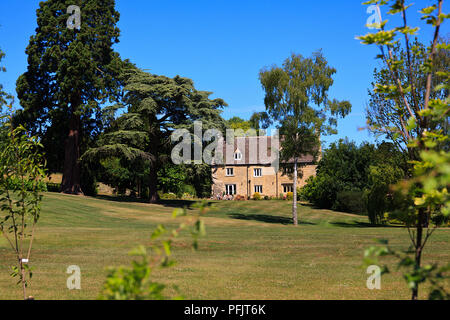 House and Garden at Rutland Water Stock Photo