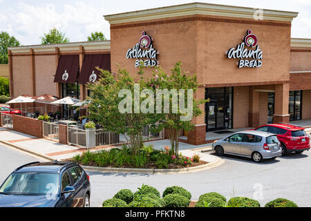HICKORY, NC, USA-20 AUG 2018: Atlanta Bread Co., store.  Company is privately owned cafe chain, with stores franchised throughout US. Stock Photo
