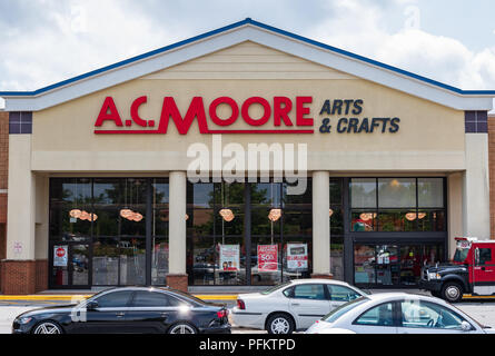 HICKORY, NC, USA-20 AUG 2018: An A.C. Moore store, a retailer selling arts and crafts supplies. Stock Photo