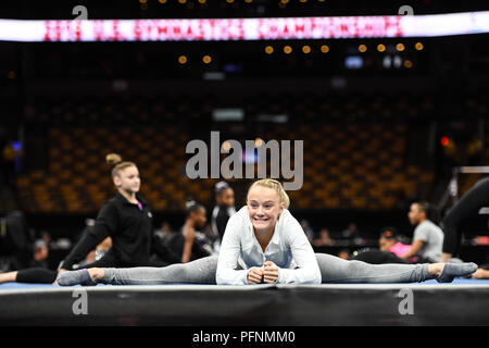 August 19, 2018 - Boston, Massachussetts, U.S - RILEY MCCUSKER stretches out before the competition held at TD Garden in Boston, Massachusetts. (Credit Image: © Amy Sanderson via ZUMA Wire) Stock Photo