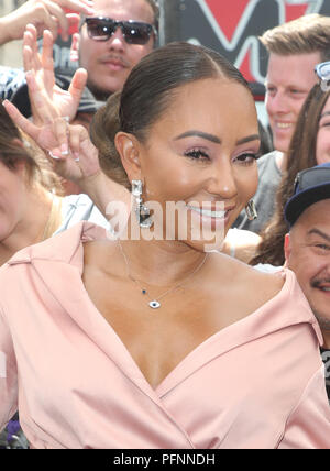 Los Angeles, Ca, USA. 22nd Aug, 2018. Mel B at the Ceremony Honoring Simon Cowell with a star on the Hollywood Walk Of Fame on August 22, 2018 in Los Angeles, California. Credit: Faye Sadou/Media Punch/Alamy Live News Stock Photo