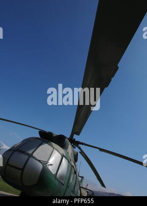 The MIL MI 8T Helicopter, a medium twin-turbine Russian/Soviet Union helicopter from the Peruvian Air Force - FAP. Credit: Fotoholica Press Agency/Alamy