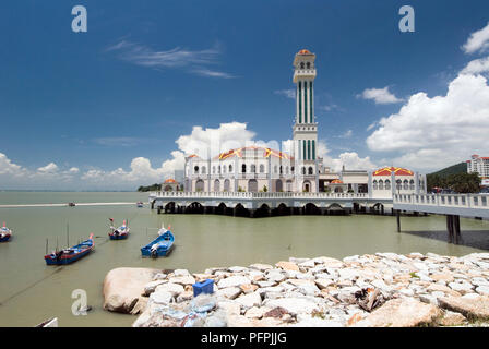 Eshakda barmoqlar bilan porno anal jinsiy aloqa