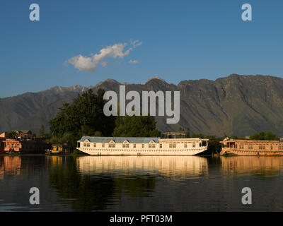 HOUSE BOATS ON  NIGEEN LAKE,  in Srinagar, Kashmir, India Stock Photo