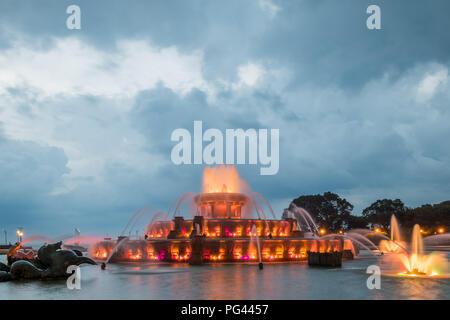 Buckingham Fountain in Grant Park Stock Photo