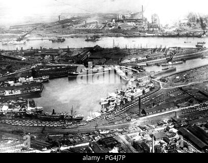 Middlesbrough Docks early 1900s Stock Photo - Alamy