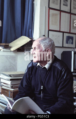 The writer Bohumil Hrabal in the studio of the Czech artist Jiri Kolar in Paris. Stock Photo