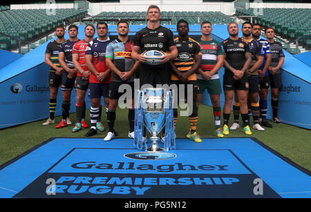 (left-right) Northampton Saint's Tom Wood, Sale Sharks' Jono Ross, Gloucester Rugby's Jaco Kriele, Bristol Bears' George Smith, Harlequins' Danny Care, Saracens' Owen Farrell, Wasps' Christian Wade, Leicester Tigers' Ben Youngs, Exeter Chief's Jack Nowell, Worcester Warriors' Ben Te'o, Bath Rugby's Toby Faletau and Newcastle Falcon's Toby Flood pose with the Gallagher Premiership trophy during the Gallagher Premiership season launch at Twickenham Stadium, London. Stock Photo