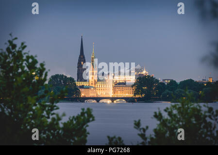 Germany, Hamburg, Outer Alster Lake with view to the city Stock Photo