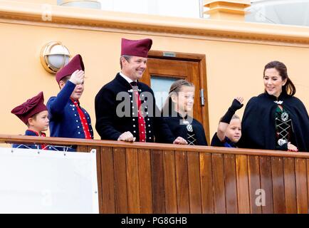 Faroe Islands. 24th Aug, 2018. Crown Prince Frederik, Crown Princess Mary, Prince Christian, Princess Isabella, Prince Vincent and Princess Josehpine of Denmark arrive with the The Royal Ship, HDMY Dannebrog at the harbour of Klaksv?k, on August 24, 2018, on the 2nd of the 4 days visit to the Faroe Islands Photo : Albert Nieboer/ Netherlands OUT/Point de Vue OUT | Credit: dpa picture alliance/Alamy Live News Stock Photo