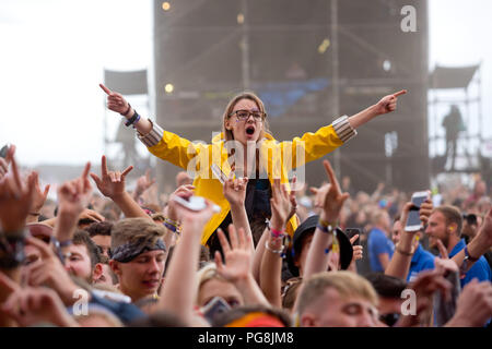 Fans Watch The Wombats perform At Reading Festival on Day One 2018 Stock Photo