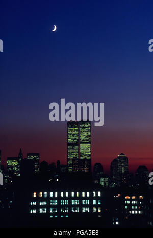 Vintage  1987 Night  View of Manhattan Skyline with the World Trade Center Tin Towers, NYC, USA Stock Photo