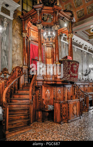 Italy Veneto Padova: Jewish museum - the synagogue Stock Photo