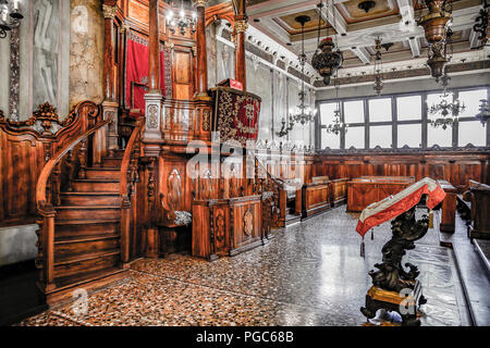 Italy Veneto Padova: Jewish museum - the synagogue Stock Photo