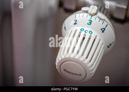 Radiator thermostat valve temperature dial set on energy efficient ...