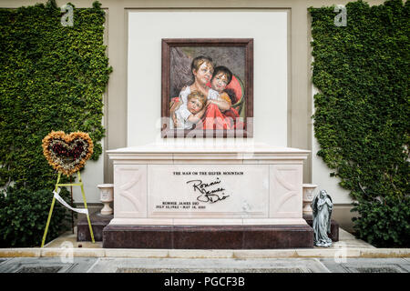 Los Angeles, United States of America - July 24, 2017:  Ronnie James Dio's grave at Forrest Lawn Memorial Park in Glendale. He was playing in several bands like Elf, Rainbow, Black Sabbath, Dio und Heaven and Hell. Stock Photo