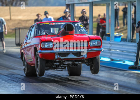 Mildura, Victoria, Australia. 25th Aug 2018. Dylan Argent driving his Ford Capri with a 302 Windsor Engine during the Top Gas Bracket. Credit: brett keating/Alamy Live News Stock Photo