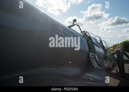 Cumbernauld, Scotland, UK. 25th Aug 2018. Special Spitfire flights at Cumbernauld Airport, Cumbernauld, Scotland, UK - 25th August 2018 Credit: Colin Fisher/Alamy Live News Stock Photo
