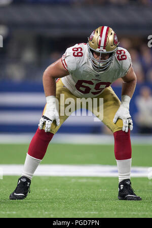 San Francisco 49ers offensive lineman Scott Gragg, wraps Christmas