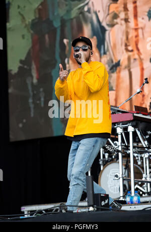 Mike Kenji Shinoda performs on the main stage on day two at reading festival 25th august 2018 Stock Photo