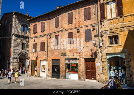 Seina is a city in Tuscany, Italy. The historic centre of Siena has been declared by UNESCO a World Heritage Site Stock Photo