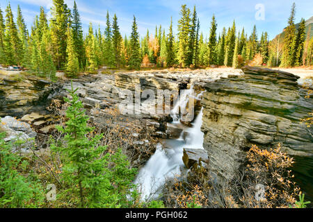 Athabasca Falls in autumn, Jasper National Park, Alberta, Canada Stock Photo