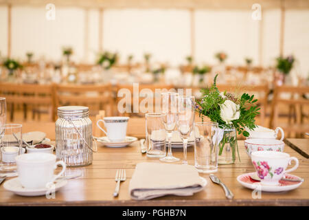 Vintage teacups / crockery set up for tea party / afternoon tea Stock Photo