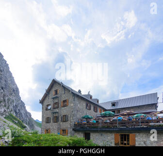 Allgäuer Alpen: mountain hut Prinz-Luitpold-Haus, hiker, Schwaben, Allgäu, Swabia, Bayern, Bavaria, Germany Stock Photo